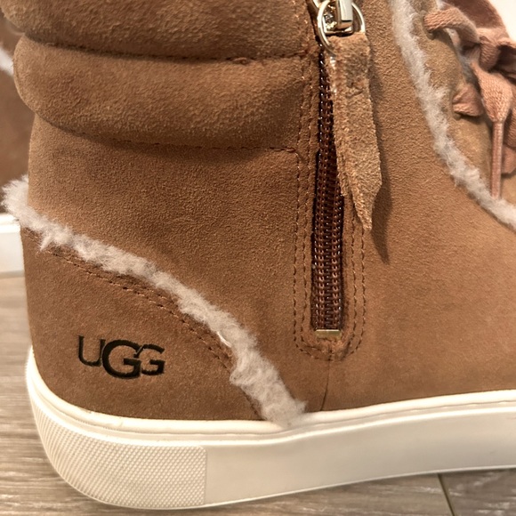 UGG Olli Heritage Sneaker - Picture 8 of 9